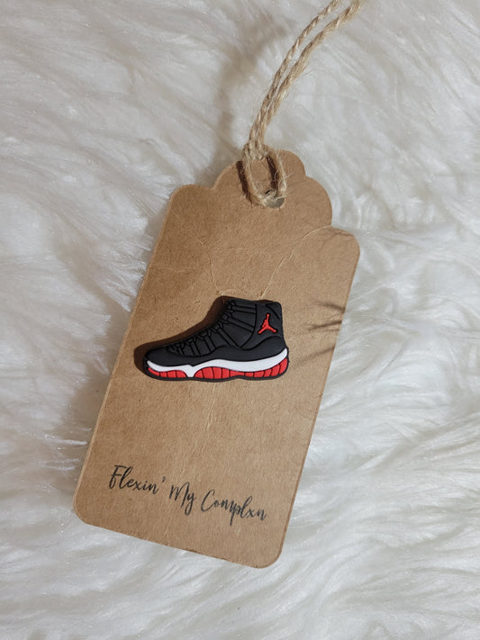 Retro 11 (Breds)