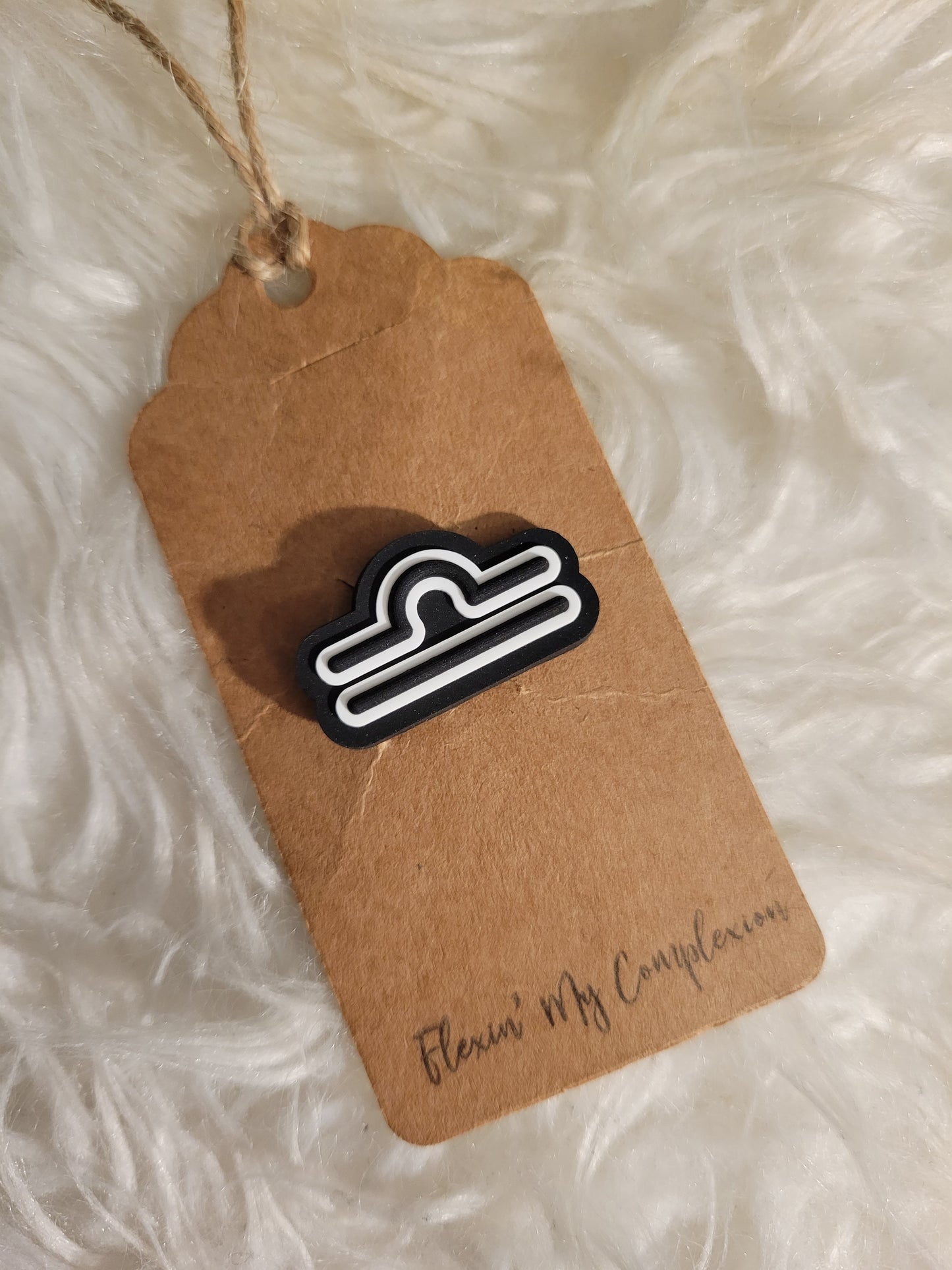 Libra Zodiac♎ (B&W)